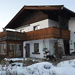 Strickner * Saalfelden