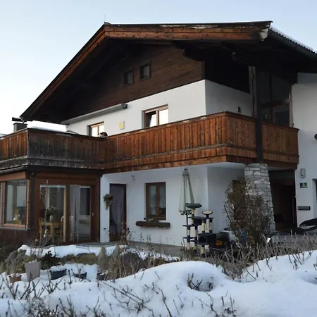 Strickner * Saalfelden